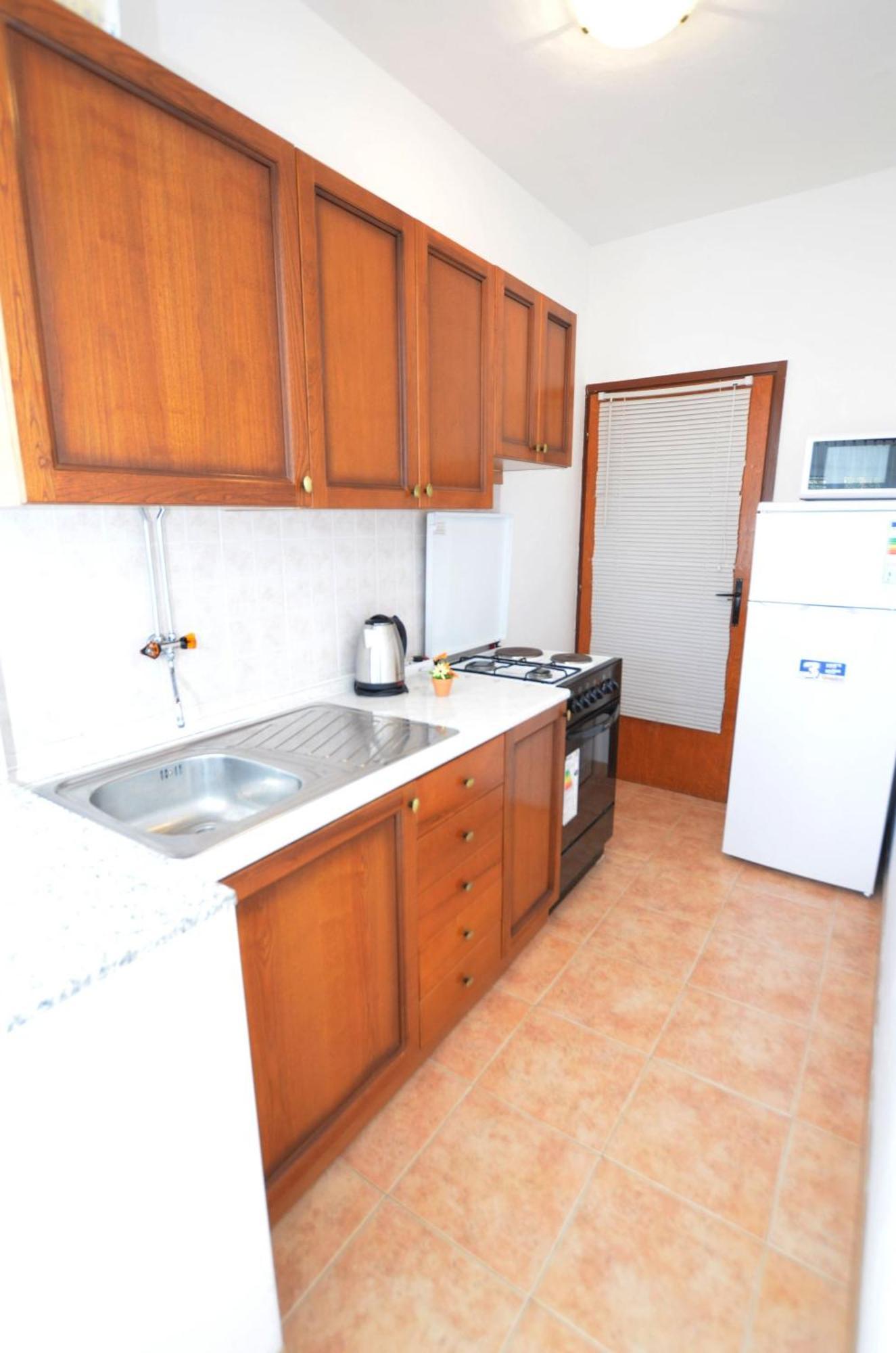 Apartments Marija Крес Екстериор снимка