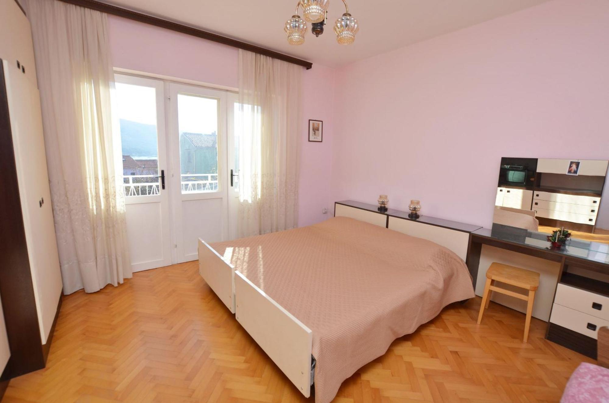 Apartments Marija Крес Екстериор снимка